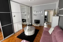 PRODAJE SE LIJEPI DVOSOBNI STAN ZADAR, Zadar, Appartment