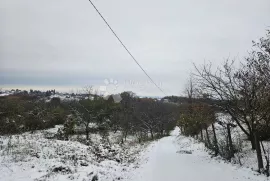 Jedinstvena prilika  na Malom Vrhu!, Gornji Kneginec, Zemljište