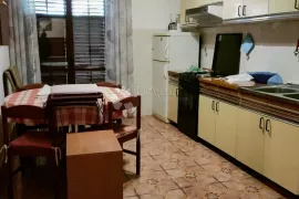 Apartmanska kuća u Rovinju, Rovinj, Famiglia