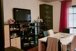 Apartmanska kuća u Rovinju, Rovinj, Famiglia