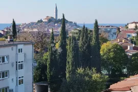 Stan sa pogledom na more, Rovinj, Kвартира