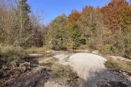 PRODAJE SE POLJOPRIVREDNO ZEMLJIŠTE 3000 m2 PODNO VELEBITA, Gospić - Okolica, Zemljište