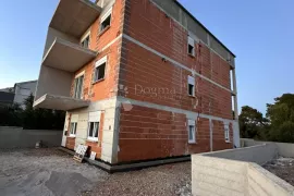 VIR APARTMAN NOVOGRADNJA 78 m2 CENTAR S2 ,1 kat, Vir, Appartement