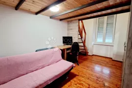 Idealan stan za obiteljski život u Puli, Pula, Apartamento