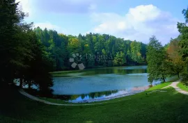 TRAKOŠĆAN PREKRASNA KUĆA ZA ODMOR UZ JEZERO A3, Bednja, بيت