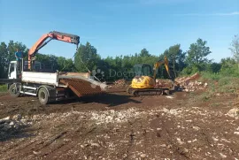 Teren sa građevinskom dozvolom u srcu Istre, Sveta Nedelja, Zemljište