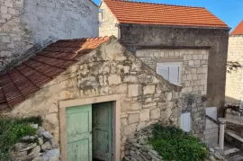 Predivna starina u centru mjesta 70m do plaže, Korčula, Kuća