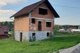 GRABOVAC, PLITVIČKA JEZERA IZVRSNA PRILIKA, Rakovica, Kuća