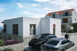 STIVAŠNICA - MEDITERANSKA VILLA S BAZENOM I POGLEDOM NA MORE, Rogoznica, Kuća