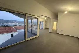 Penthouse Šilo 250m od mora, Dobrinj, Stan