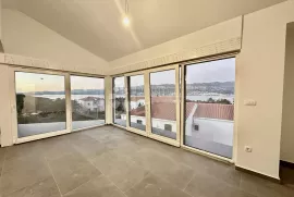 Penthouse Šilo 250m od mora, Dobrinj, Stan