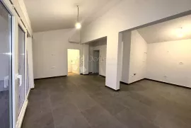 Penthouse Šilo 250m od mora, Dobrinj, Stan