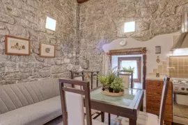 stan sa dva apartmana u Matuljima, Matulji, Kвартира