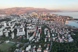 Prodaja građevinske parcele u Splitu – Jedinstvena lokacija s predivnim pogledom na more, Split, Zemljište