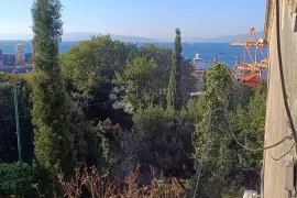 Rijeka, Krimeja  40,5 m2 sa terasom, Rijeka, شقة