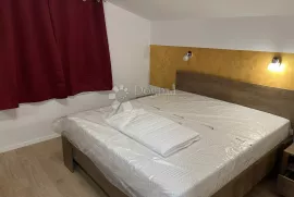 Predivna vila s bazenom u zaleđu Vodica, Vodice, Casa