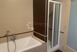 Prodaja  stana, Maksimir-Gornji Bukovac, 3S, Penthouse 2. kat, Maksimir, Stan