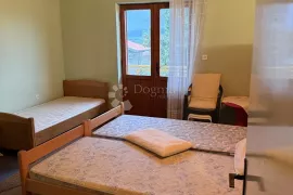 Stan za prodaju- 200m od mora-MURTER, Murter, Apartamento