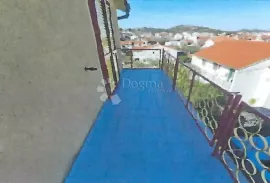 Stan za prodaju- 200m od mora-MURTER, Murter, Apartamento