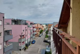 Novi Zagreb, Kajzerica, četverosoban dvoetažni stan, 80m2, Novi Zagreb - Zapad, Stan