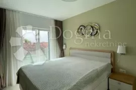 Malinska - Luksuzni Apartman U Blizini Mora, Malinska-Dubašnica, Stan