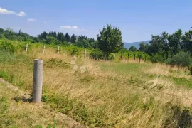 DRNIŠ  - 4601 m2 ZEMLJIŠTE SA OBJEKTOM – DIO ZEMLJIŠTA GRAĐEVINSKO ZEMLJIŠTE, Drniš, Zemljište