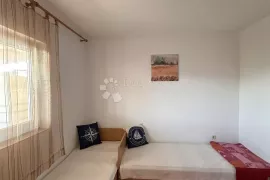 VIR PRODAJE SE APARTMAN OD 35 m2 30 M OD MORA, Vir, Διαμέρισμα