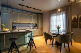 Rijeka, centar,  luksuzan dvosoban stan 64 m2, Rijeka, Appartment