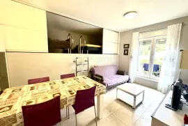 APARTMAN SA BAZENOM Crikvenica, Crikvenica, Appartment