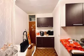 Stan s potencijalom u Šijani: 47 m² s terasom!, Pula, Stan