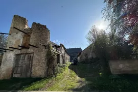 POSLONO STAMBENA ZGRADA CENTAR OTOČAC, Otočac, Famiglia