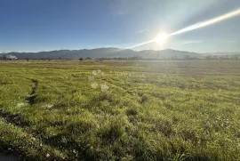 SINAC PRODAJE SE GRAĐEVINSKO ZEMLJIŠTE 11000 m2, Otočac, Zemljište