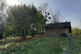 Kuća za odmor uz tišinu i mir šume, Rovišće, Kuća