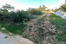 Građevinsko zemljište Veli Vrh, Pula - 2365m2, Pula, Zemljište