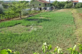 Građevinsko zemljište uz centar Barbana, Barban, Terreno