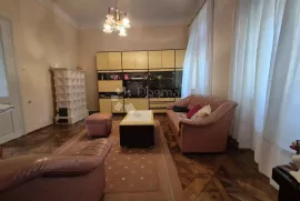 Dvosobni stan na atraktivnoj lokaciji, Pula, Appartment