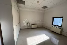 Uredski prostor u samom centru Rijeke, Rijeka, Commercial property