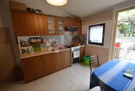 Apartman na odličnoj lokaciji, Novi Vinodolski, Appartement