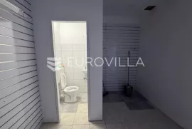 Istra, Rovinj, poslovni prostor u prizemlju u centru grada 22m2, Rovinj, Commercial property