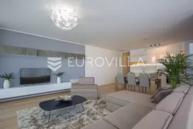 Opatija, Punta Kolova, luksuzan stan s bazenom NKP 84 m2, Opatija, Stan