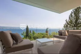 Opatija, Punta Kolova, luksuzan stan s bazenom NKP 84 m2, Opatija, Stan