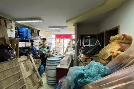 Pula, Stoja - poslovni prostor na frekventnoj lokaciji, Pula, Commercial property