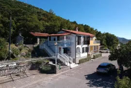 Senj, Sv. Juraj - Kuća P+1, 181 m2, 1.red do mora, Senj, Kuća