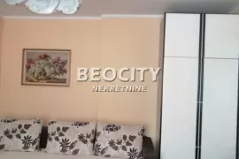 Novi Sad, Bulevar Oslobođenja, Kralja Petra I, 1.0, 40m2, Novi Sad - grad, Stan