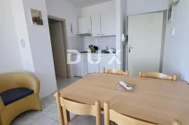 ZADAR, SUKOŠAN - TOP LOKACIJA! Stan 1. red do mora (P-8), Sukošan, Appartment