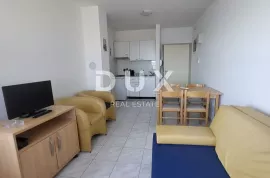 ZADAR, SUKOŠAN - TOP LOKACIJA! Stan 1. red do mora (P-8), Sukošan, Appartment