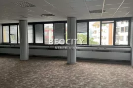 Novi Sad, Bulevar Oslobođenja, Bulevar oslobođenja, 7.0, 304m2, Novi Sad - grad, Gewerbeimmobilie