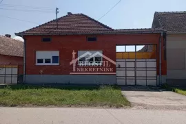 Sremska Mitrovica - Kuzmin - 187m2 +12,66ari ID#18516, Sremska Mitrovica, Дом