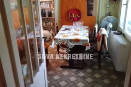 Kuća u širem centru.Snižena cena ID#1315, Subotica, Casa