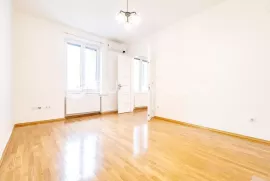 Zagreb, Zvonimirova, odličan poslovni prostor, 125 m2, Commercial property